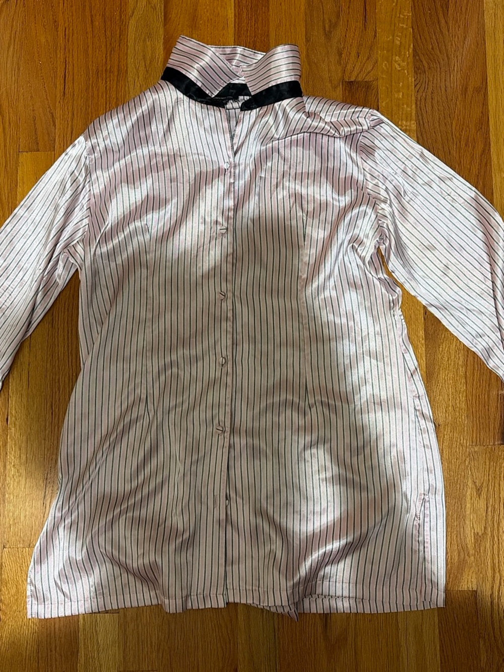 Vintage Jones New York satin nightshirt
